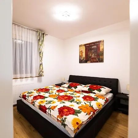 아파트 Wunderschoenes Im Zentrum Von *